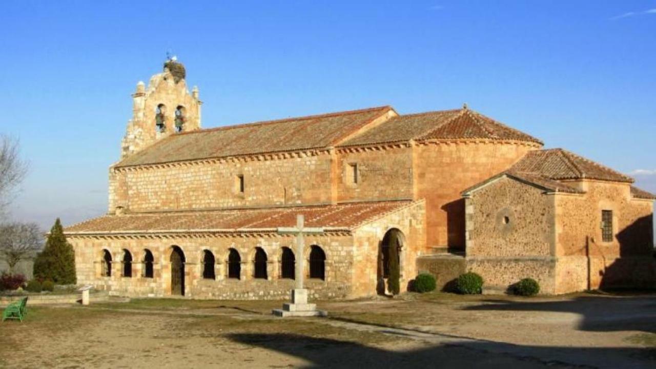 Santa Maria de Riaza Las Casas De Yaguee, Ayllon מראה חיצוני תמונה