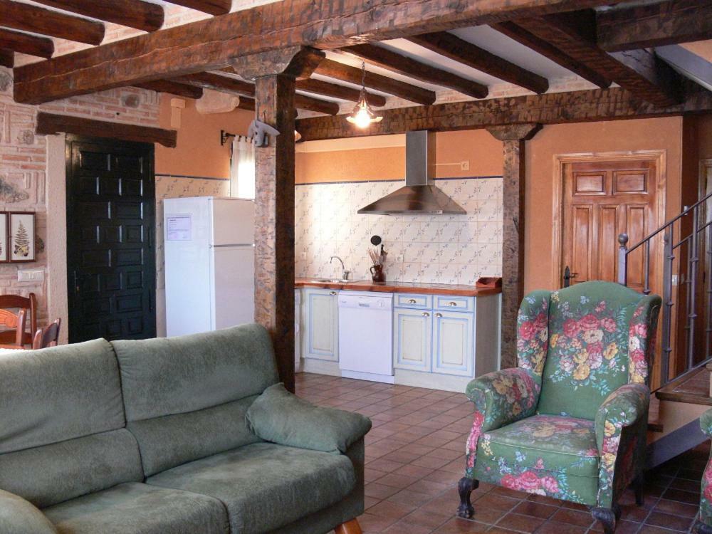 Santa Maria de Riaza Las Casas De Yaguee, Ayllon מראה חיצוני תמונה