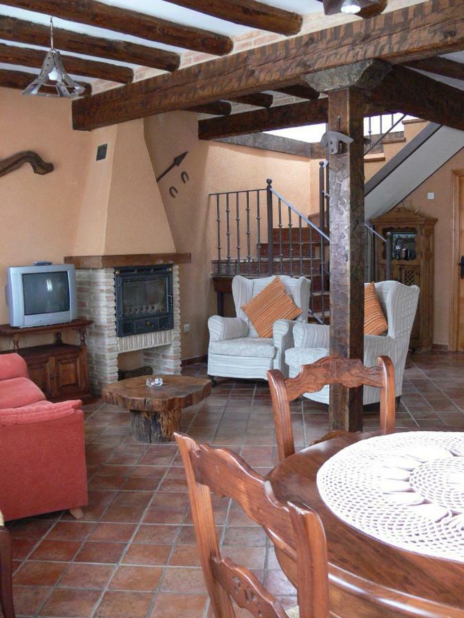Santa Maria de Riaza Las Casas De Yaguee, Ayllon מראה חיצוני תמונה