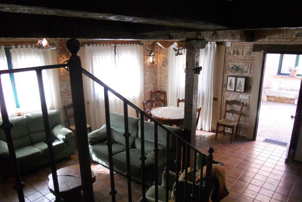 Santa Maria de Riaza Las Casas De Yaguee, Ayllon מראה חיצוני תמונה